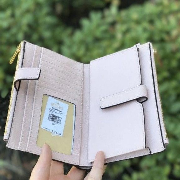 NWOT Michael Kors Jet Set Travel Wristlet Wallet - Picture 4 of 5